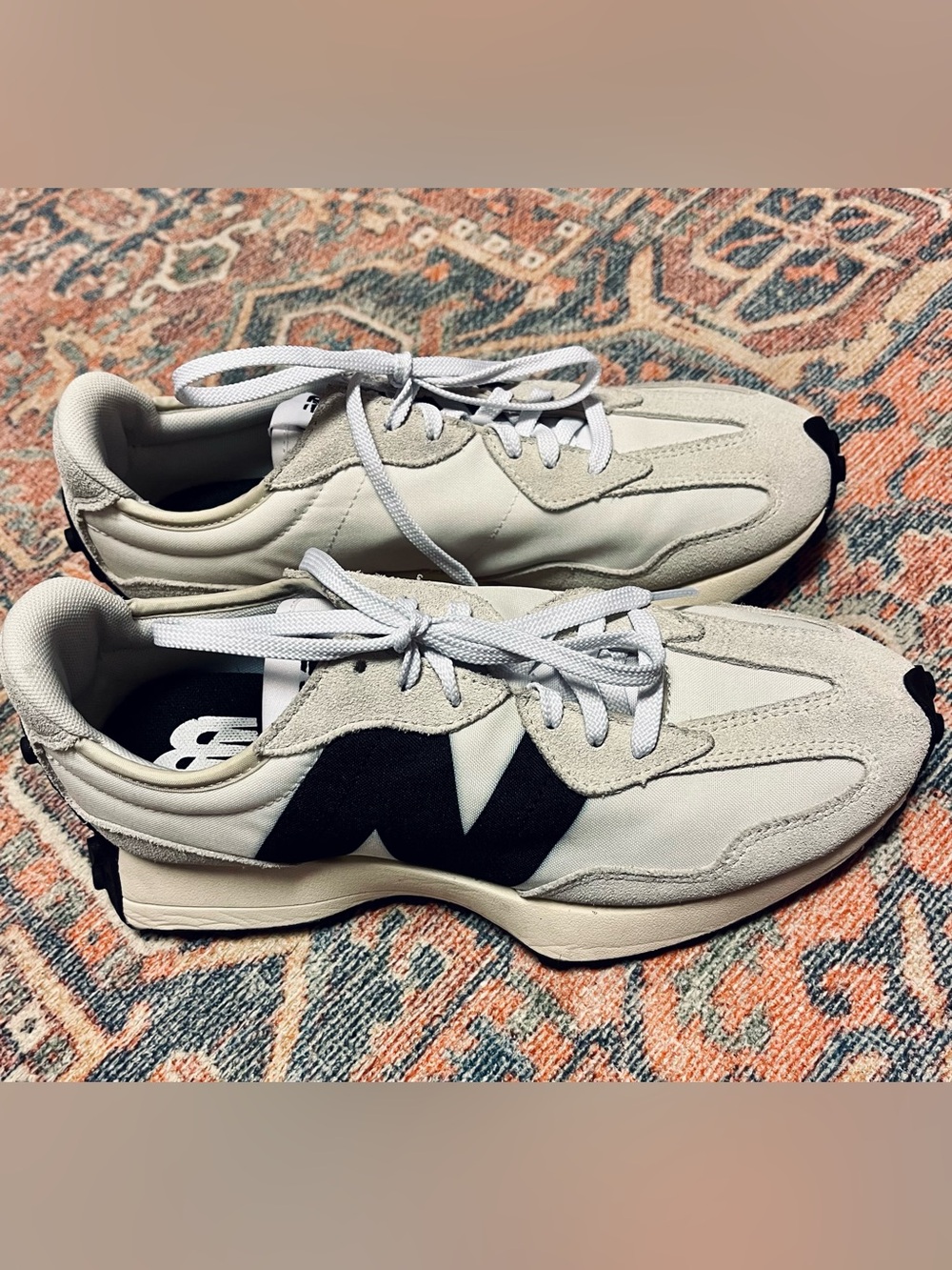 New Balance 327 Women’s Platform Sneakers - Picture 5 of 13